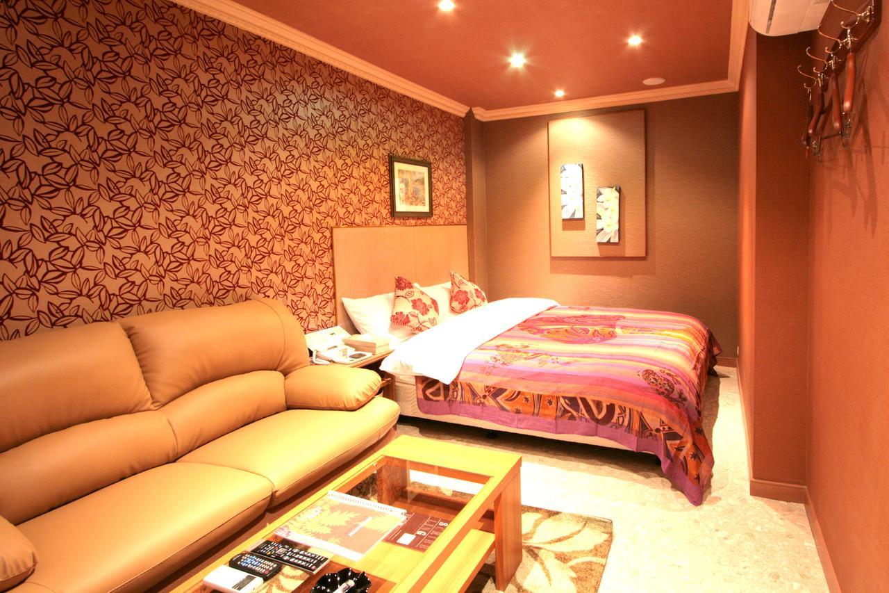 Sari Seki Inter (Adults Only) Hotel Kameyama Exterior photo
